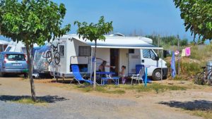 emplacement confort camping robinson marseillans
