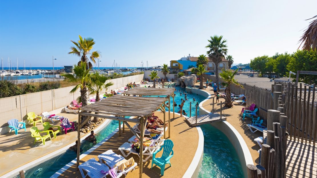 espace aquatique vue de haut camping robinson